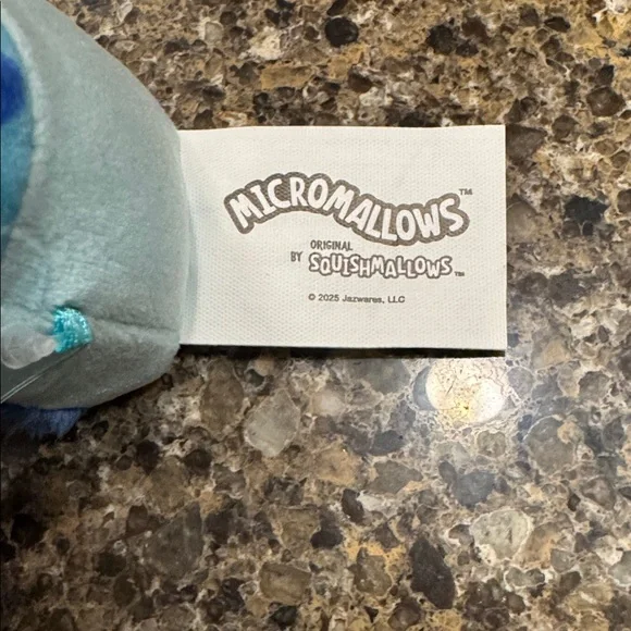 Cute Micromallows Squishmallow "Ankur" with Mango Lip Balm NEW - Picture 5 of 5